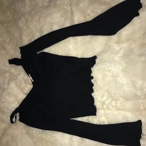 v neck cold shoulder bell sleeve sweater